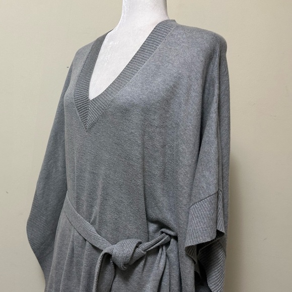 NEW Michael Kors Thin Knit V-Neck Belt Poncho Shawl Wrap Pullover Tunic Top M - Picture 5 of 14